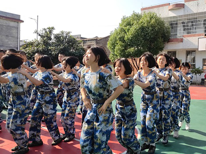 军事训练